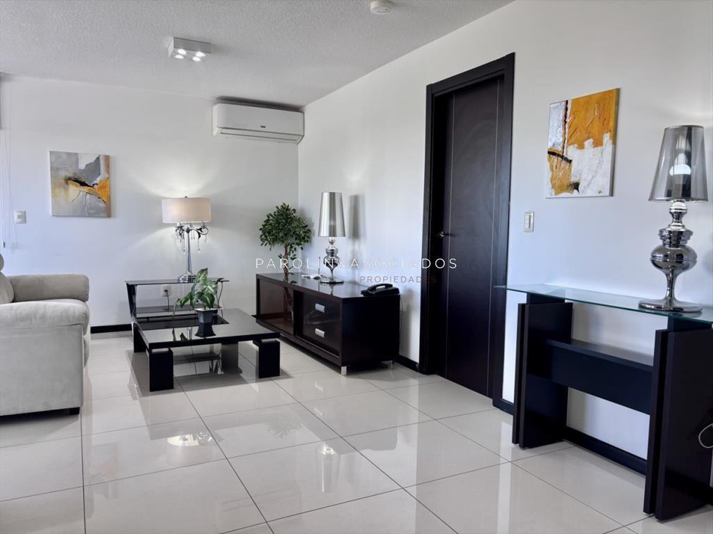 Venta apartamento 3 dormitorios