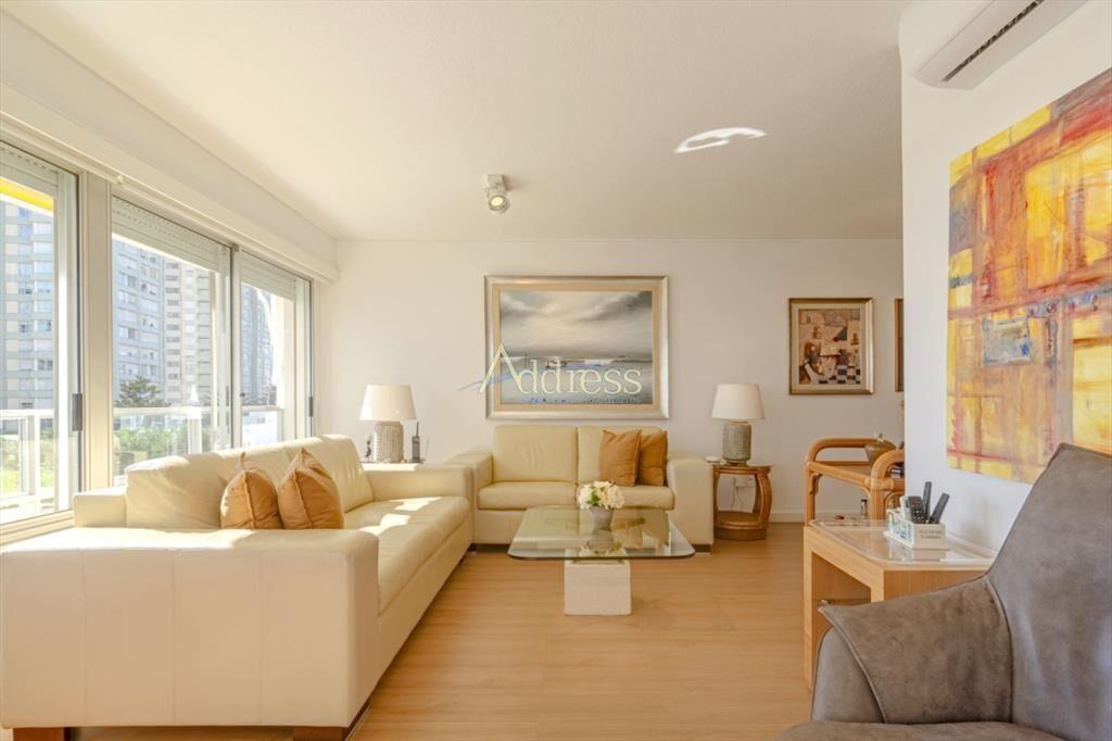 Apartamento en Punta del Este Mansa Torre en 1ra