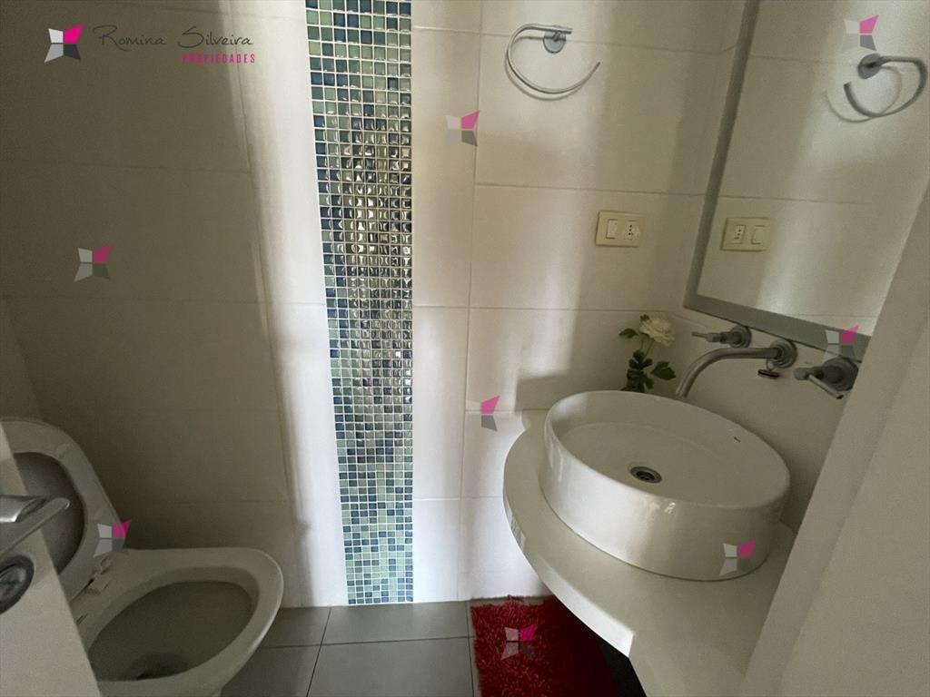 Apartamento en Aidy Grill, 3 dormitorios , venta, torre de