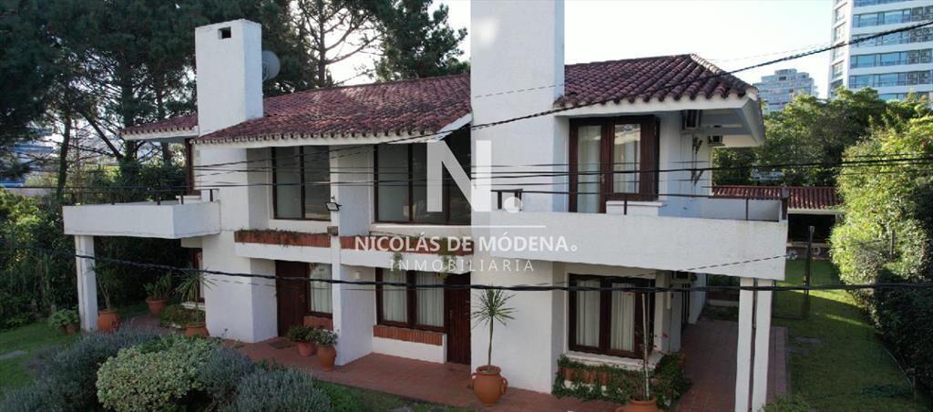 2 chalet apareados en venta proximo al mar, Playa Brava