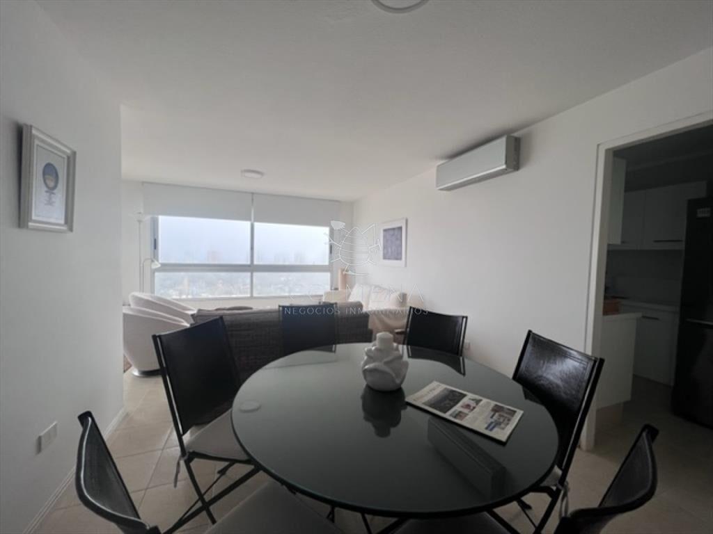 Apartamento Roosevelt - 3 dor, balcon mas terraza