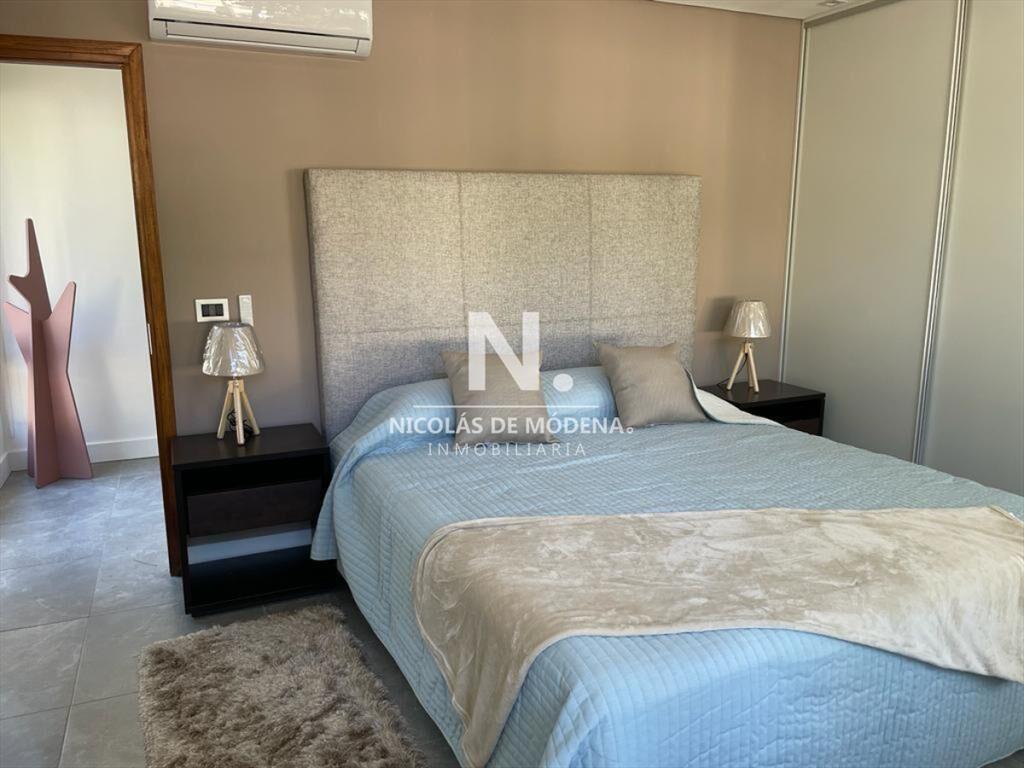 CASA EN VENTA EN SOLANAS