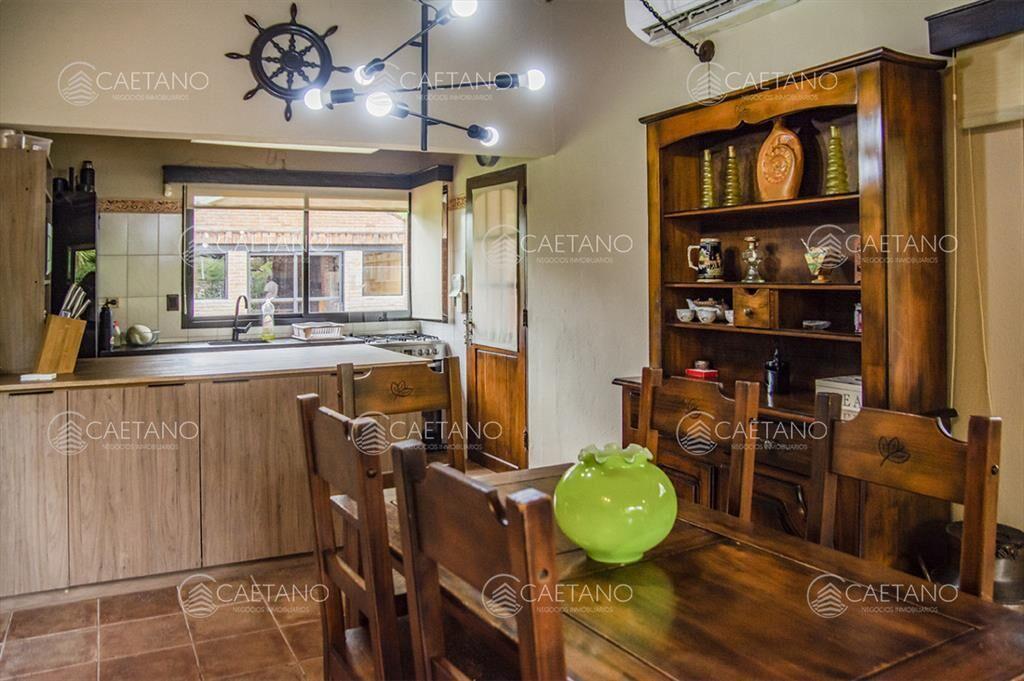 En venta casa de 3 Dormitorios en Jardines de con