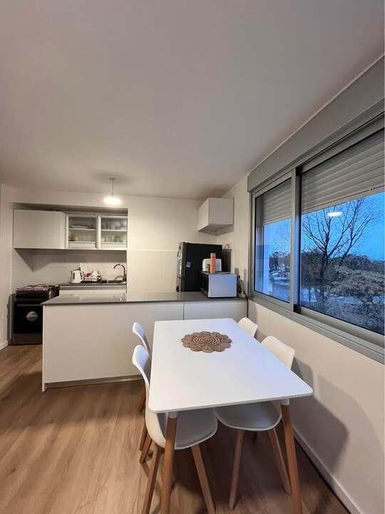 Apartamento en alquiler 1 dormitorio, amoblado | a metros d