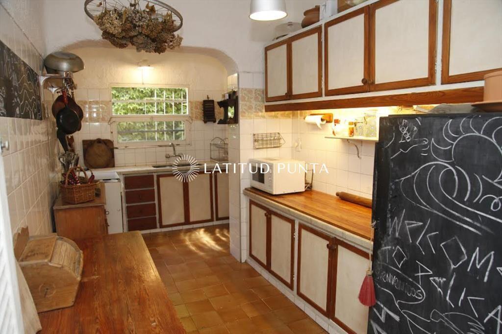 Casa 5 dormitorios próximo al mar. La Barra