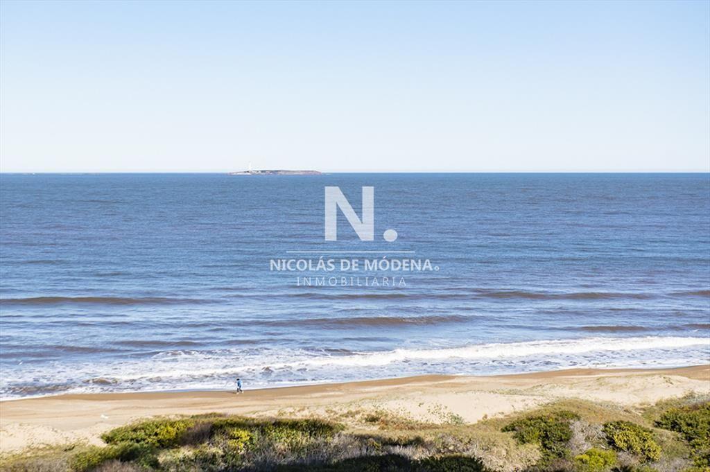 Torre Premium frente al mar, departamento de 3 en