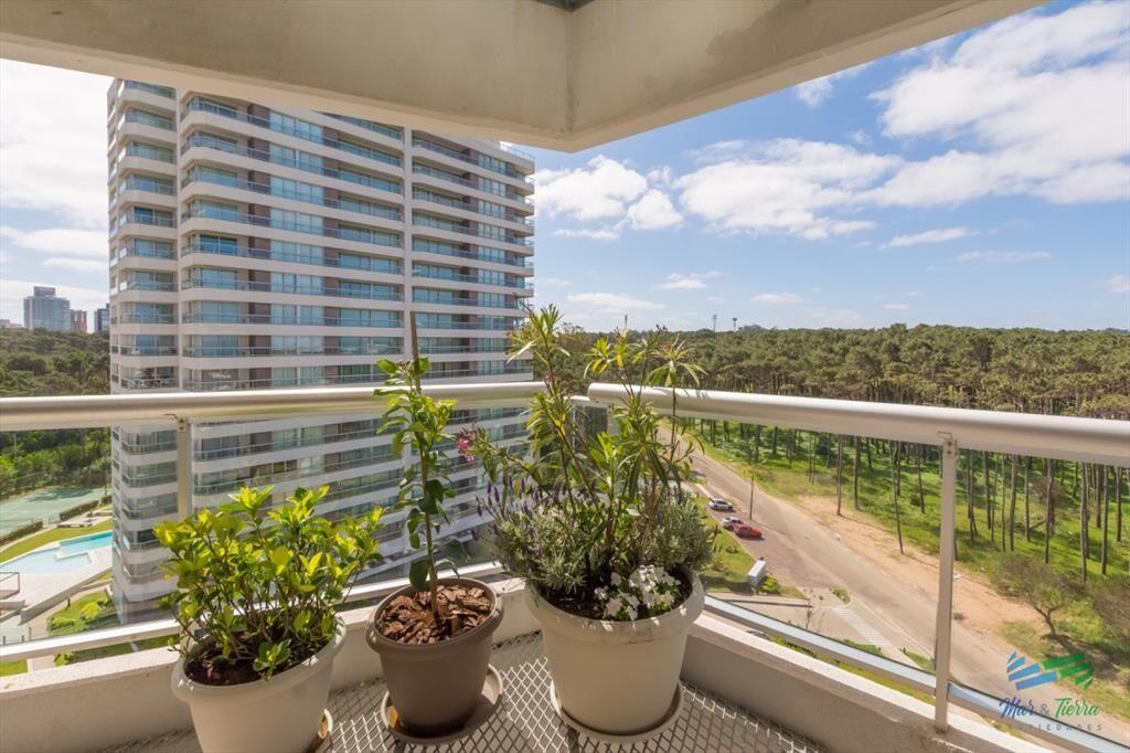 Alquilo excelente apartamento en torre de