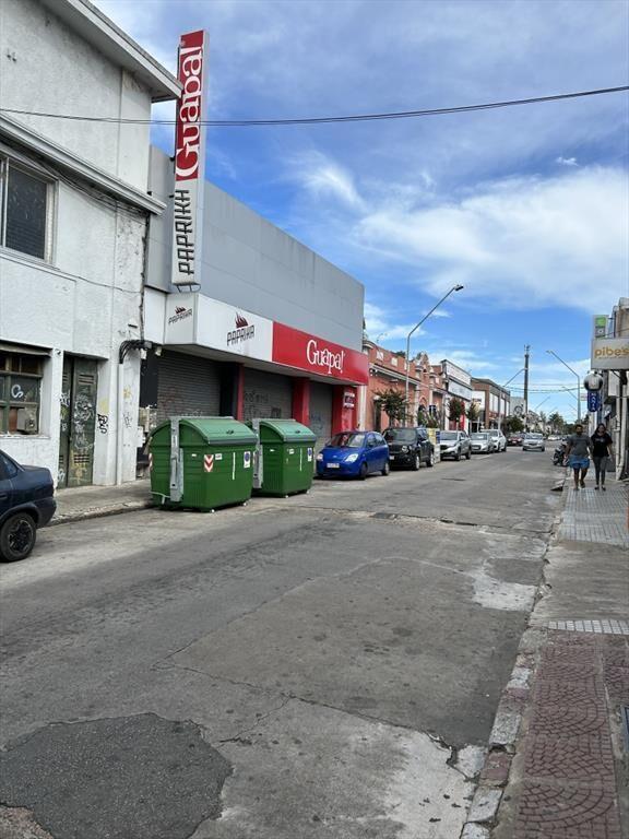 VENTA GRAN LOCAL COMERCIAL ITUZAINGO Y SARANDI