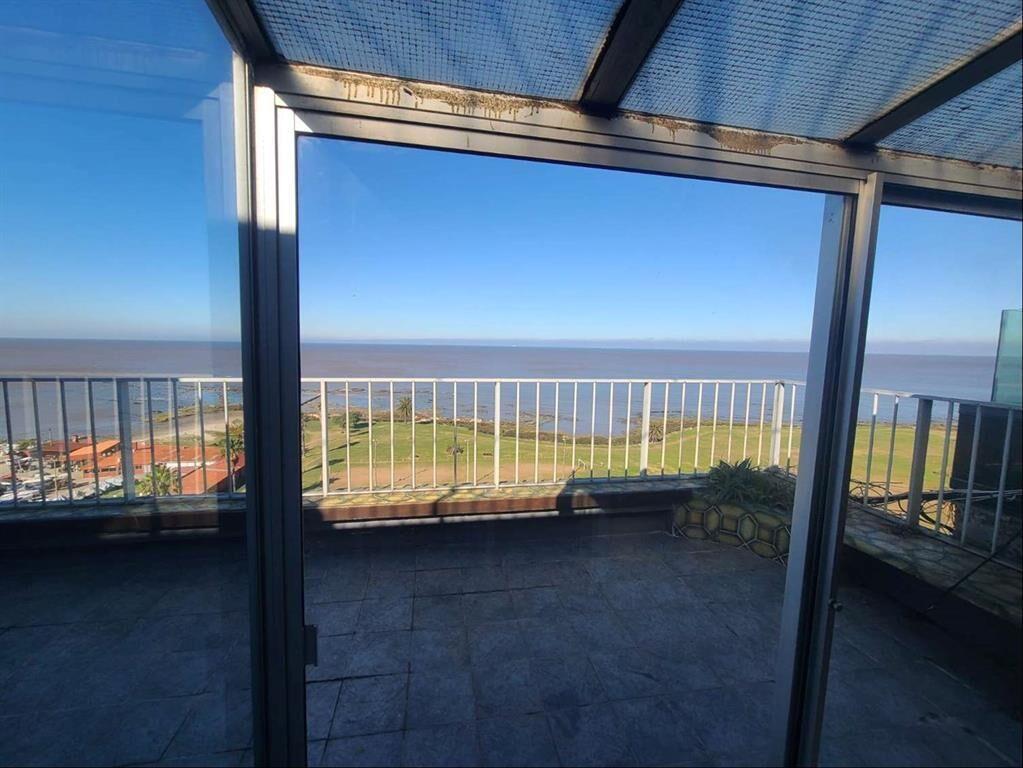 Espectacular Penthouse con vista al mar, parrillero y estuf