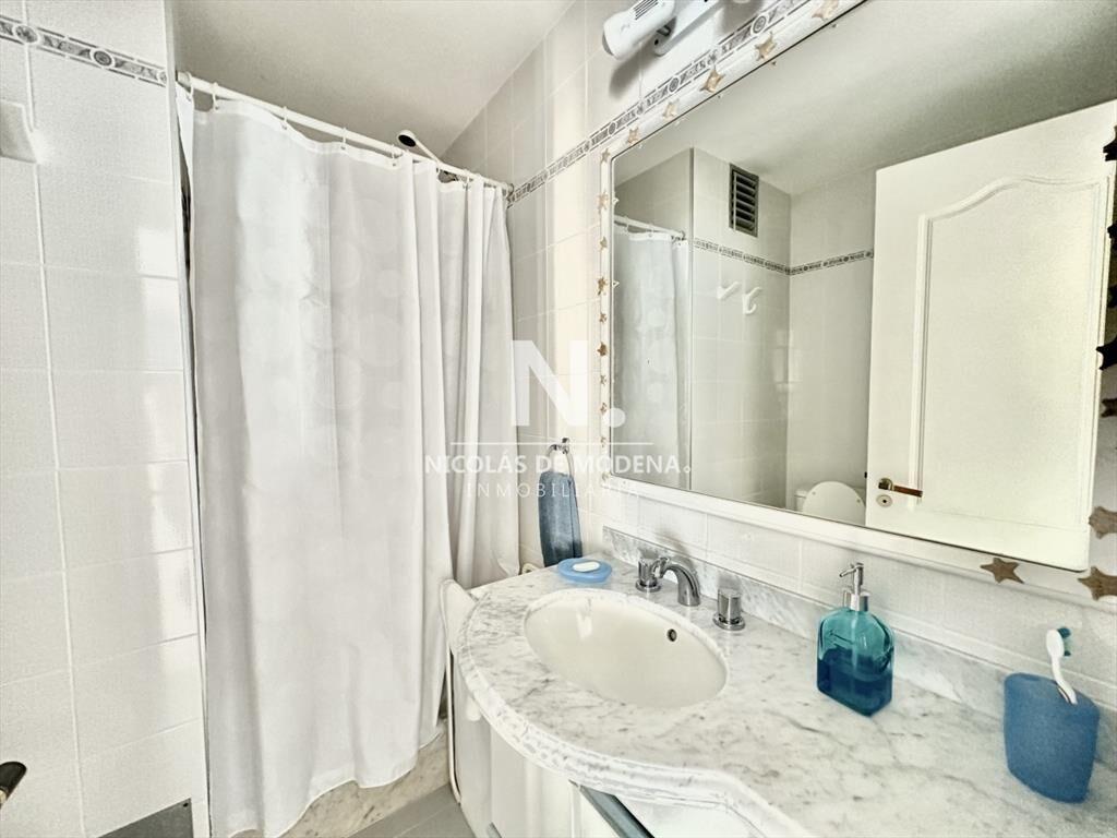 Venta apartamento 3 dormitorios. Playa mansa, del