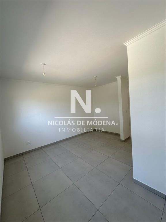 Casa a estrenar en propiedad horizontal en Altos
