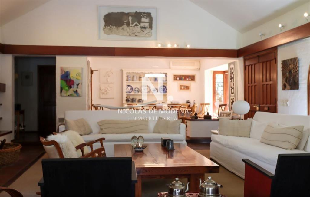 Casa en Venta 5 Dormitorios, Playa brava Punta