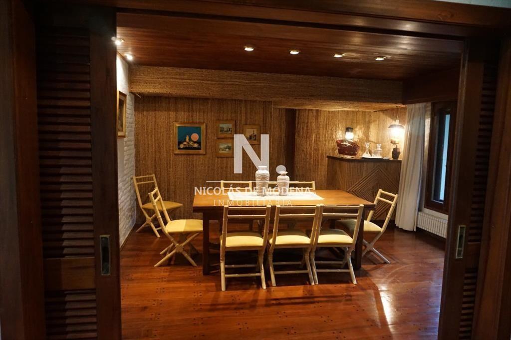Hermosa Chalet en venta, Mansa., Bajo de Precio.
