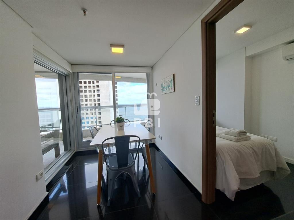 Alquiler de apartamento 3 dormitorios en Punta del este, Ma