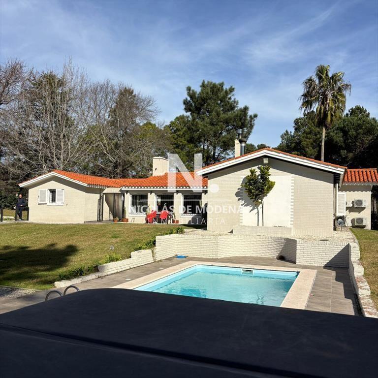 Casa de 5 Dormitorios en Punta del Este