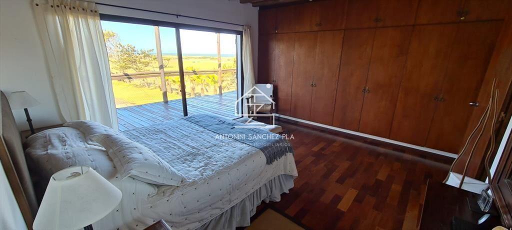 VENTA ESPECTACULAR CHALET ARENAS DE JOSE IGNACIO