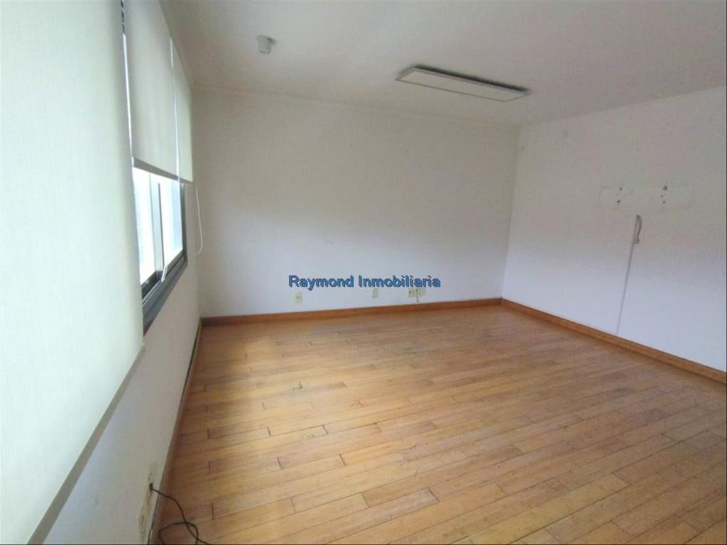 Alquiler Excelente oficina de 230m2 en Ciudad Vieja