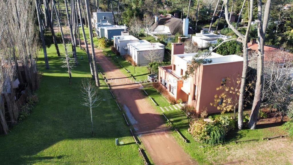 GRAN OPORTUNIDAD LOTE EN BARRIO PRIVADO A 200 MTS