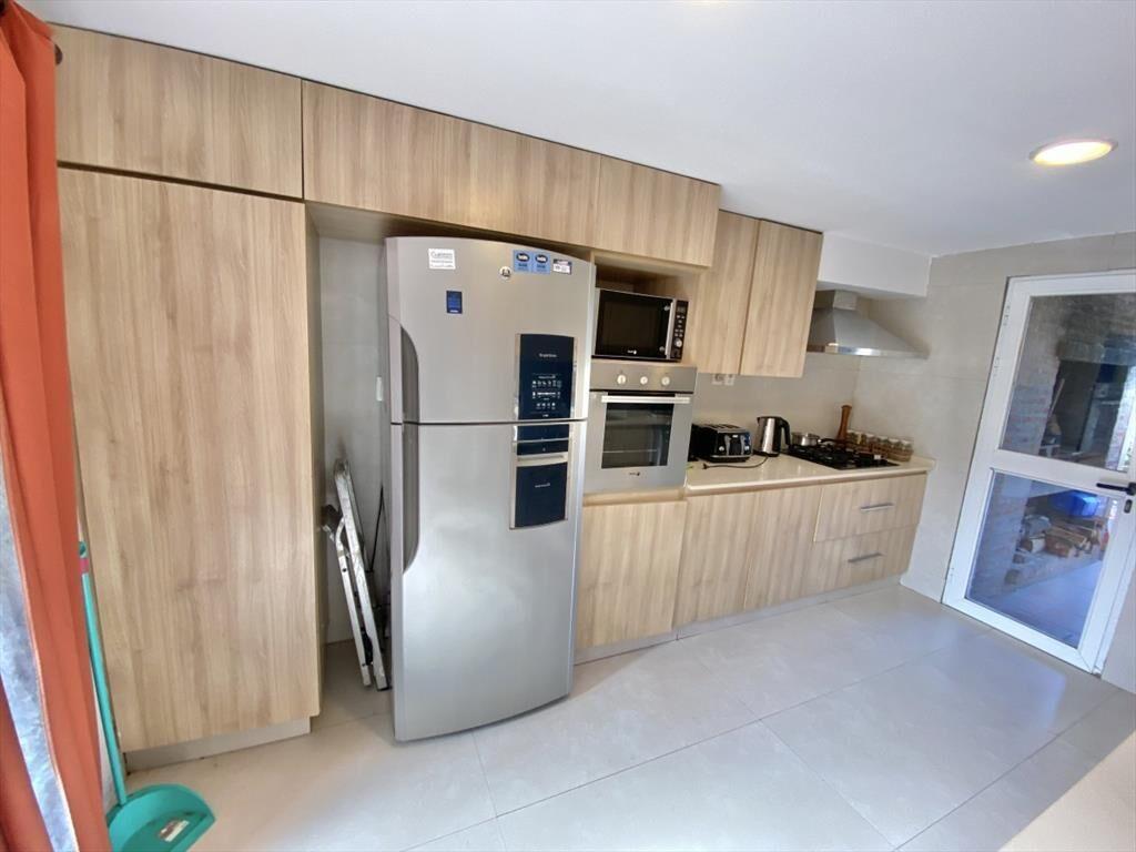 CASA EN VENTA 6 DORMITORIOS 6 BAÃ?OS 5 EN SUITE EN SOLANAS