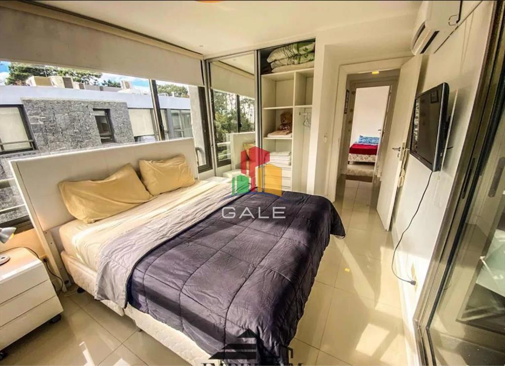 Departamento de 2 dormitorios en venta, Punta del