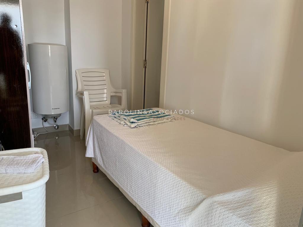 Apartamento en venta de 3 dormitorios en Brava