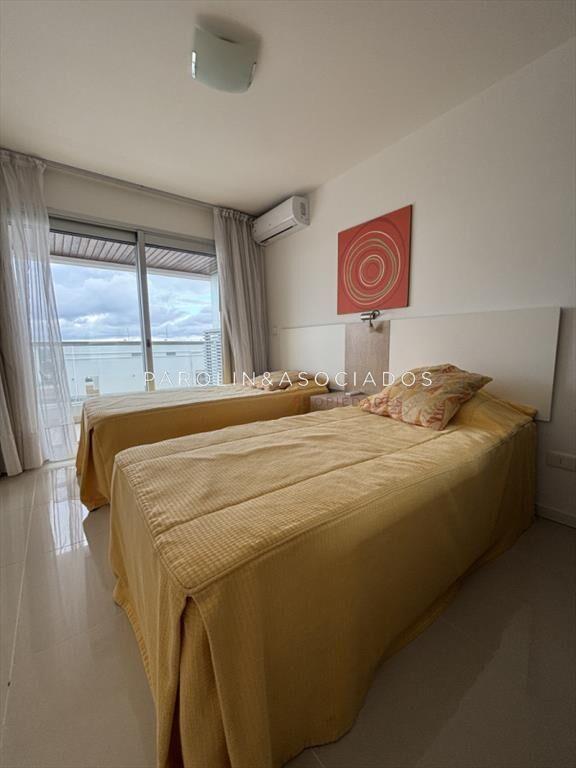 Apartamentos en venta en Icon Brava Tower, Punta