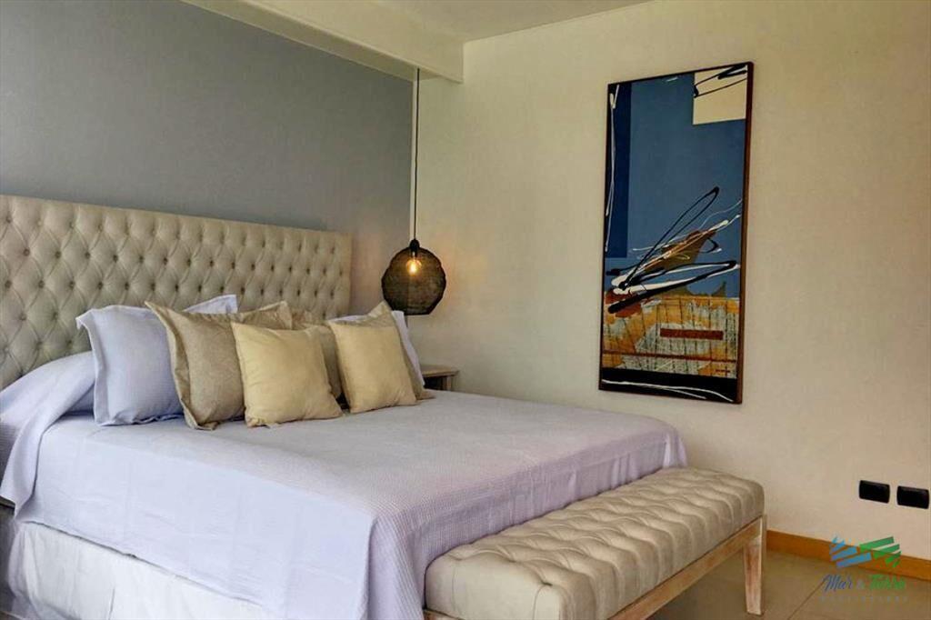 DEPARTAMENTO CON PISCINA PROPIA EN VENTA, 3 EN