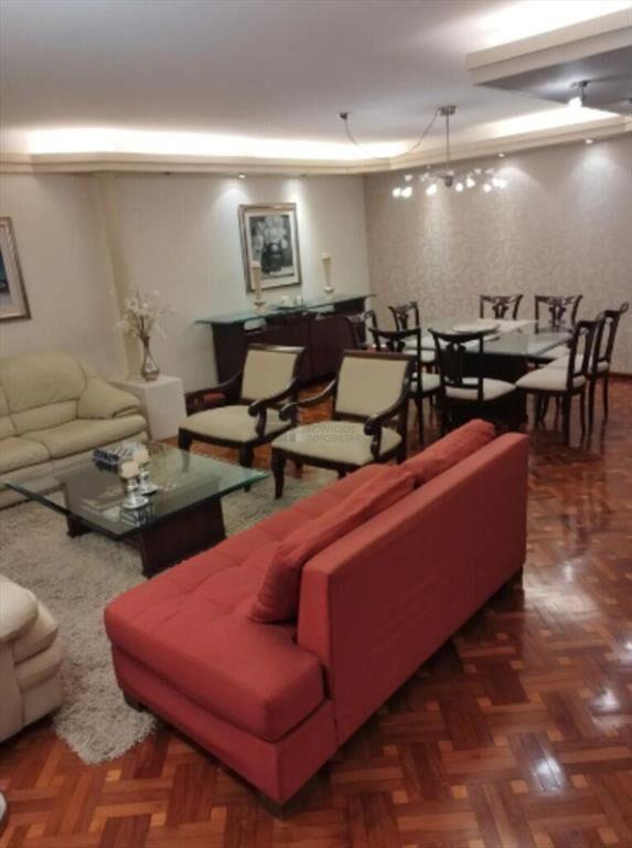 Se alquila Apartamento amoblado de tres dormitorios en Poci