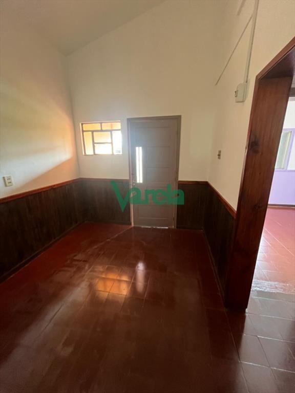 Venta de casa en Salinas, chalÃ© de tejas, 3