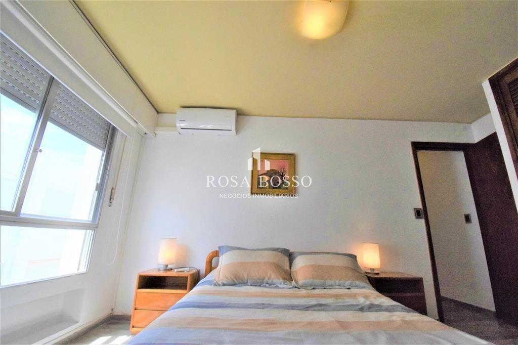 VENTA, Apartamento, 3 dormitorios, con vista, del