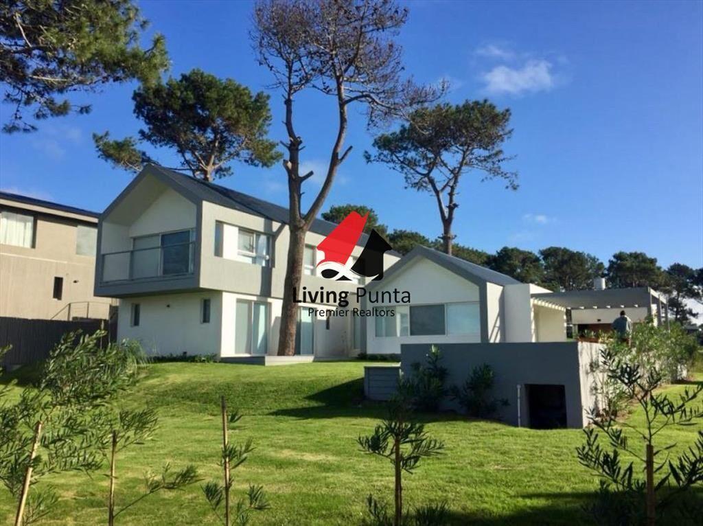 PRECIOSA CASA EN VENTA Y ALQUILER