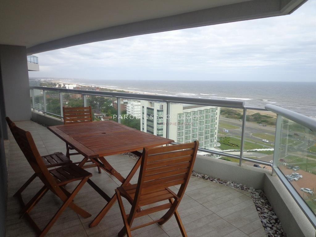 Apartamento en venta de 3 dormitorios en Look Brava Tower,