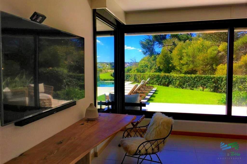 DEPARTAMENTO CON PISCINA PROPIA EN VENTA, 3 EN