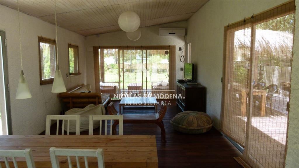 Casa en Manantiales, 3 dormitorios venta y alquiler