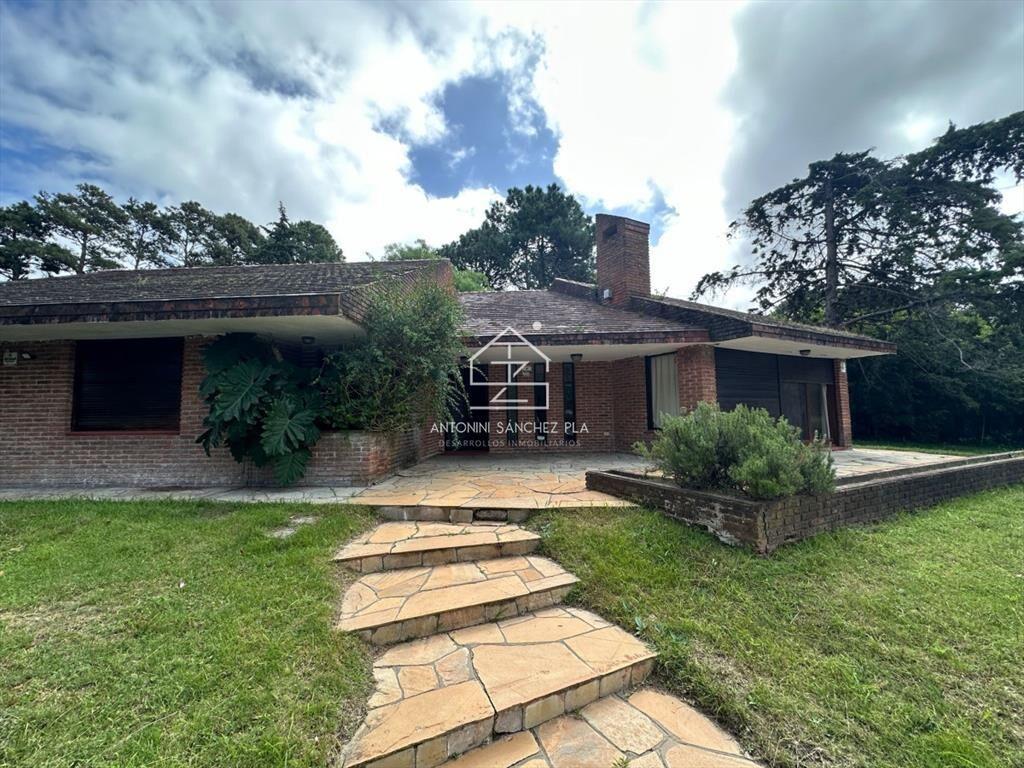 Venta de casa de 3 dormitorios en Punta del Este