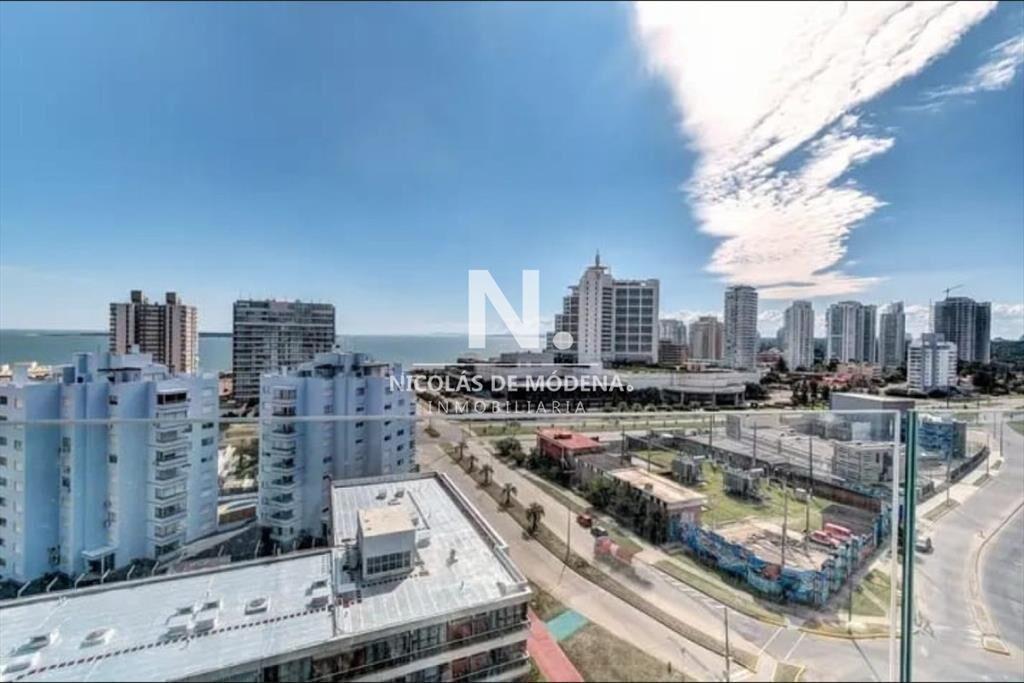 En venta apartamento de 2 dormitorios en Mansa, a