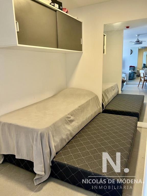 apartamento moderno de 1 dormit. y medio en view, Punta del