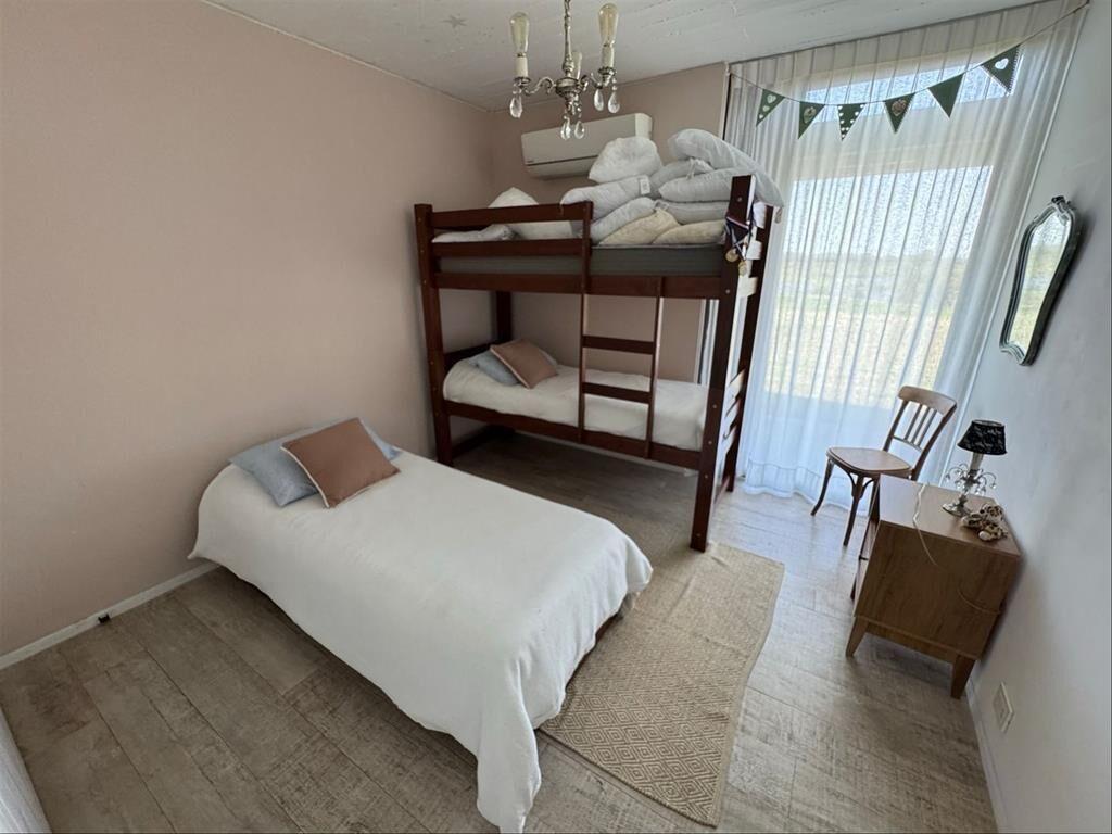 Excelente y moderna casa en el Golf de Carmelo