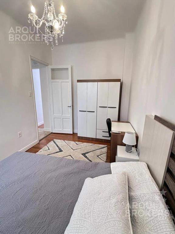 Apartamento en venta de 4 dormitorios en Centro, equipado