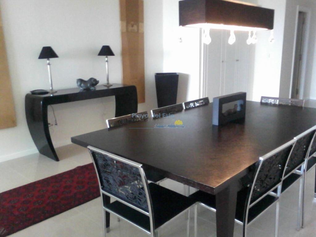 Apartamento en Venta de 3 dormitorios en Punta ,