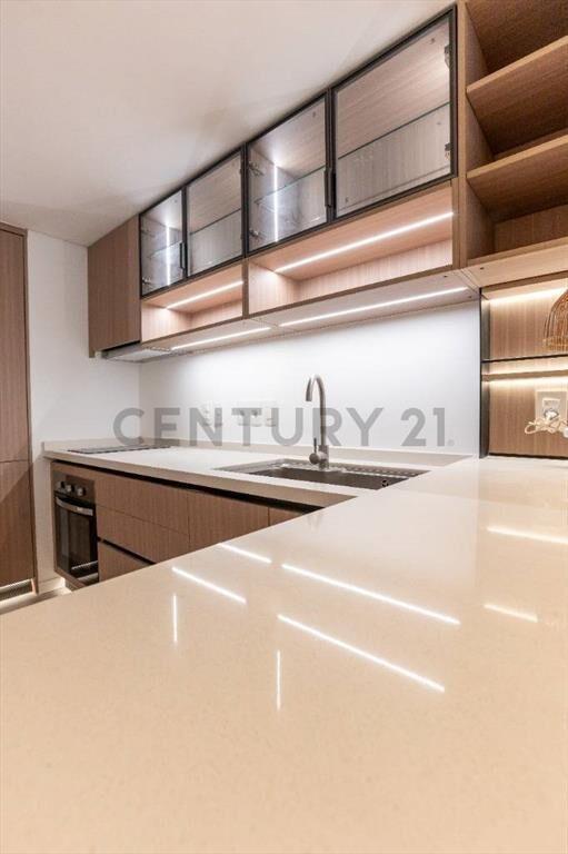 Apartamentos a estrenar de 1 y 2 dormitorios en Punta Car...