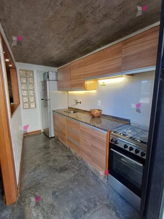 Casa en Montoya, 3 dormitorios y dependencia completa