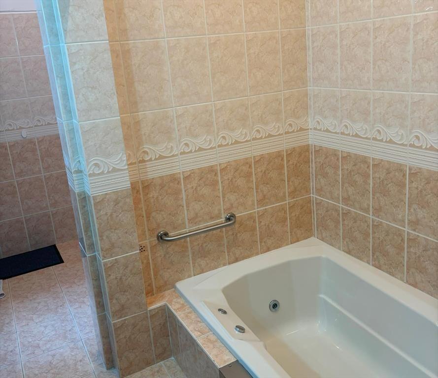 Venta casa tres dormitorios Araucana y Bolivia Punta Gorda
