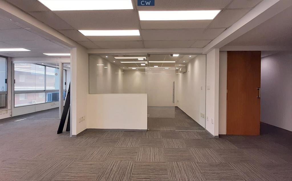 - ALQUILER - VENTA - OFICINA - CENTRO - PLAZA CAGANCHA -