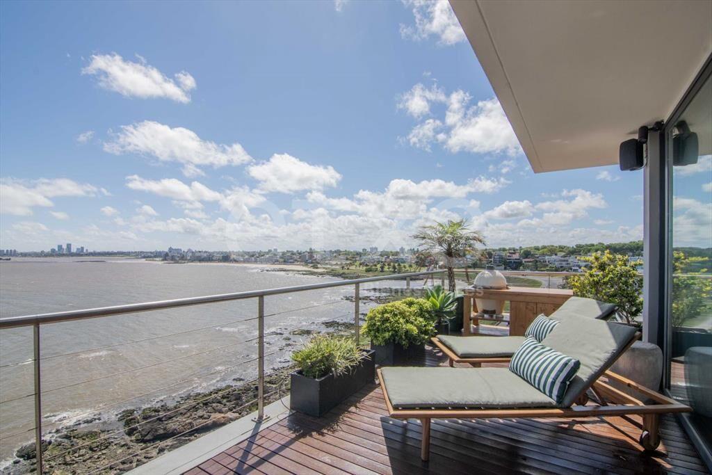 Venta de Apartamento Penthouse Dúplex Rambla Punta Gorda...