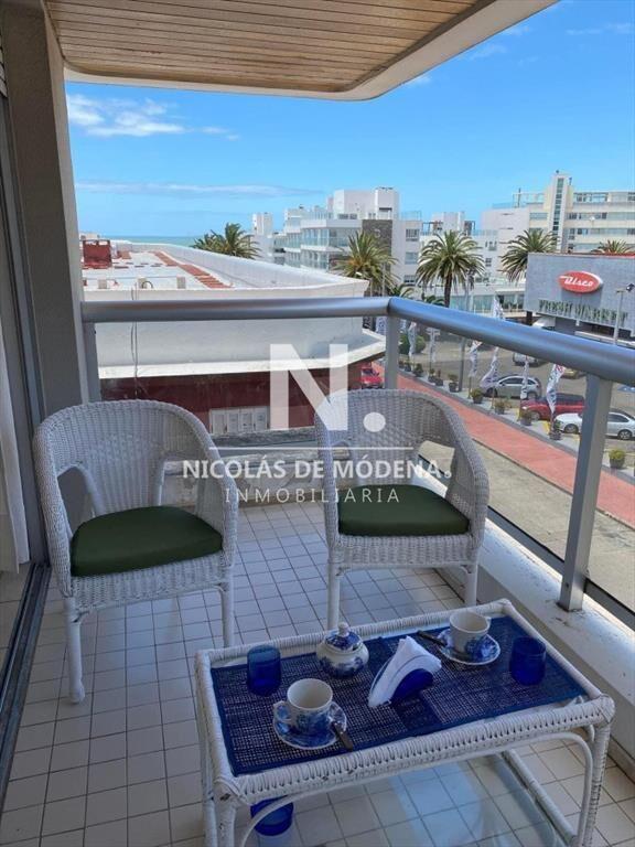 Excelente apartamento en Península con barbacoa cerrada