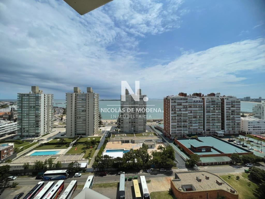 Disponible en Alquiler, apartamento de 2 dormitorios en Bra