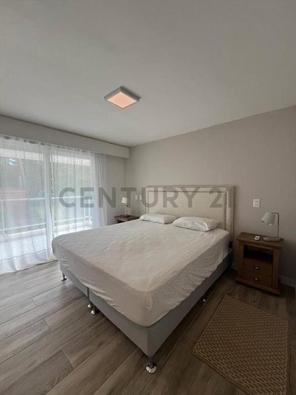 Venta Apartamento 2 Dormitorios En Playa Brava