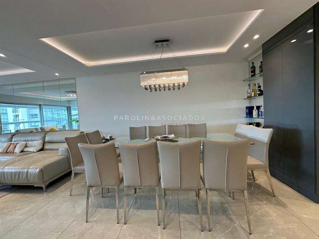 Departamento en Venta de 3 Dormitorios en Miami