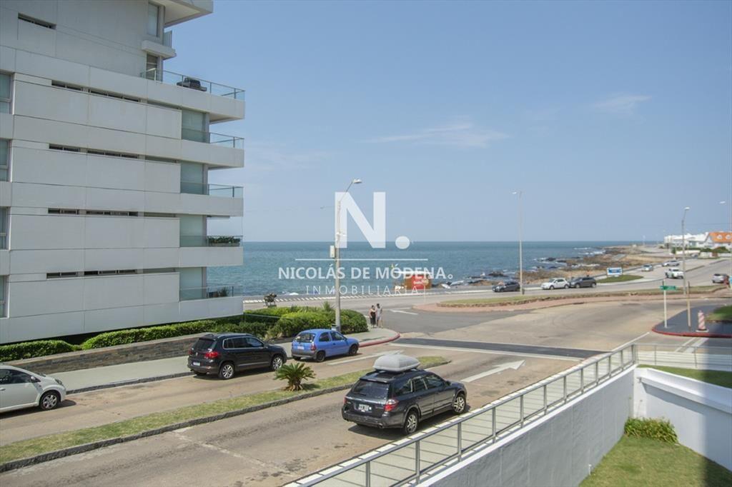 Hermosa vista y cómodos espacios a pasos del